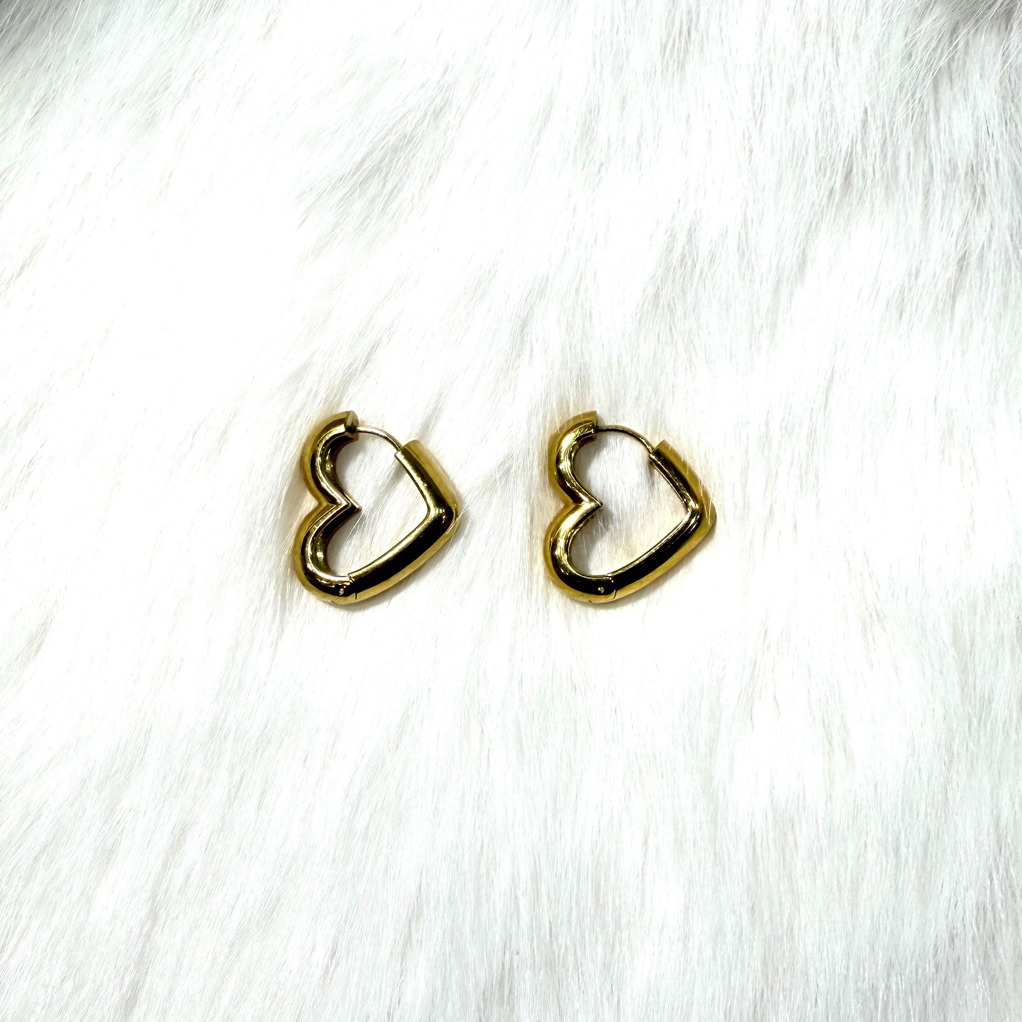 Orecchini a cerchio Love