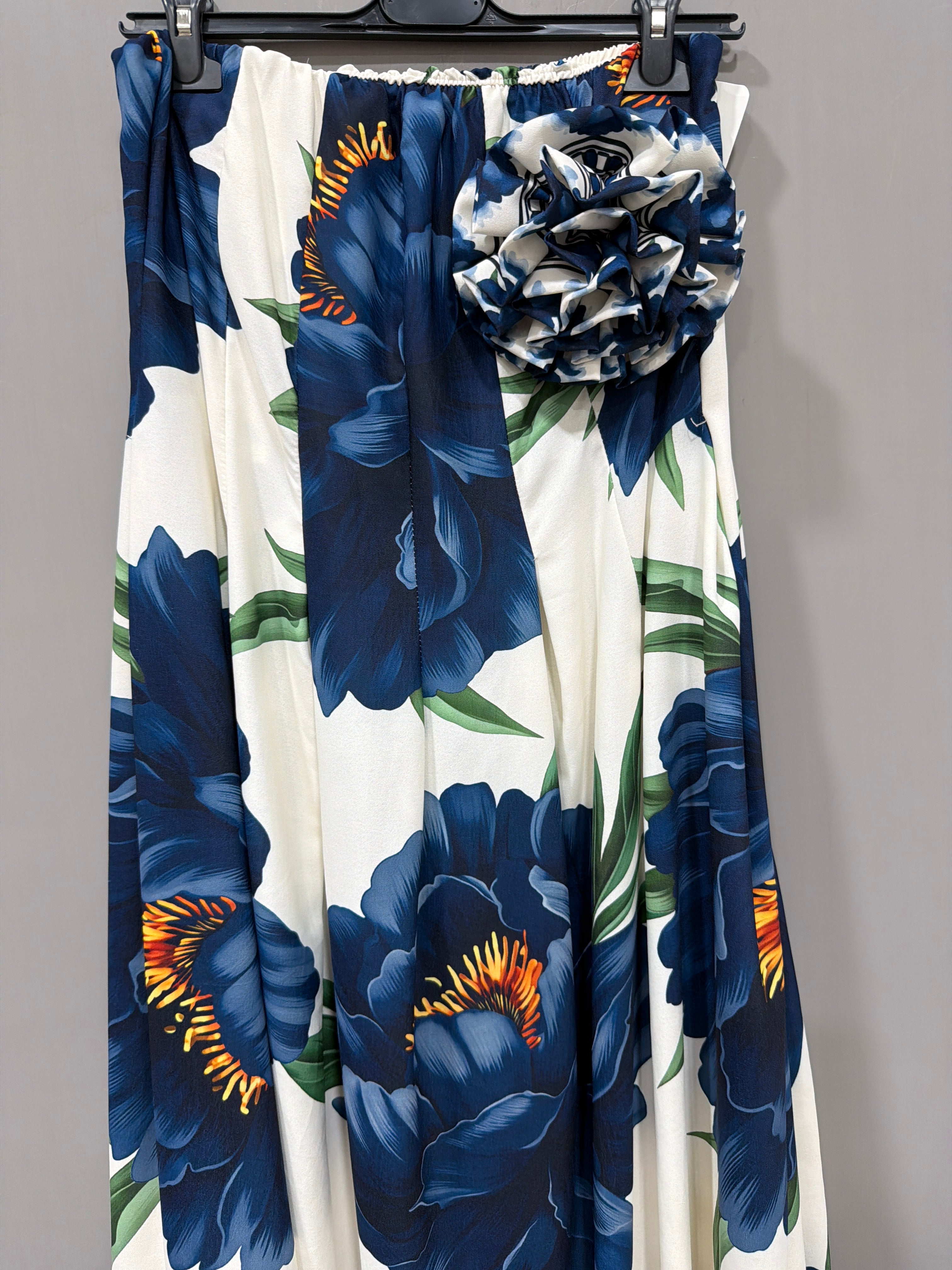 Abito flowers bianco e blu