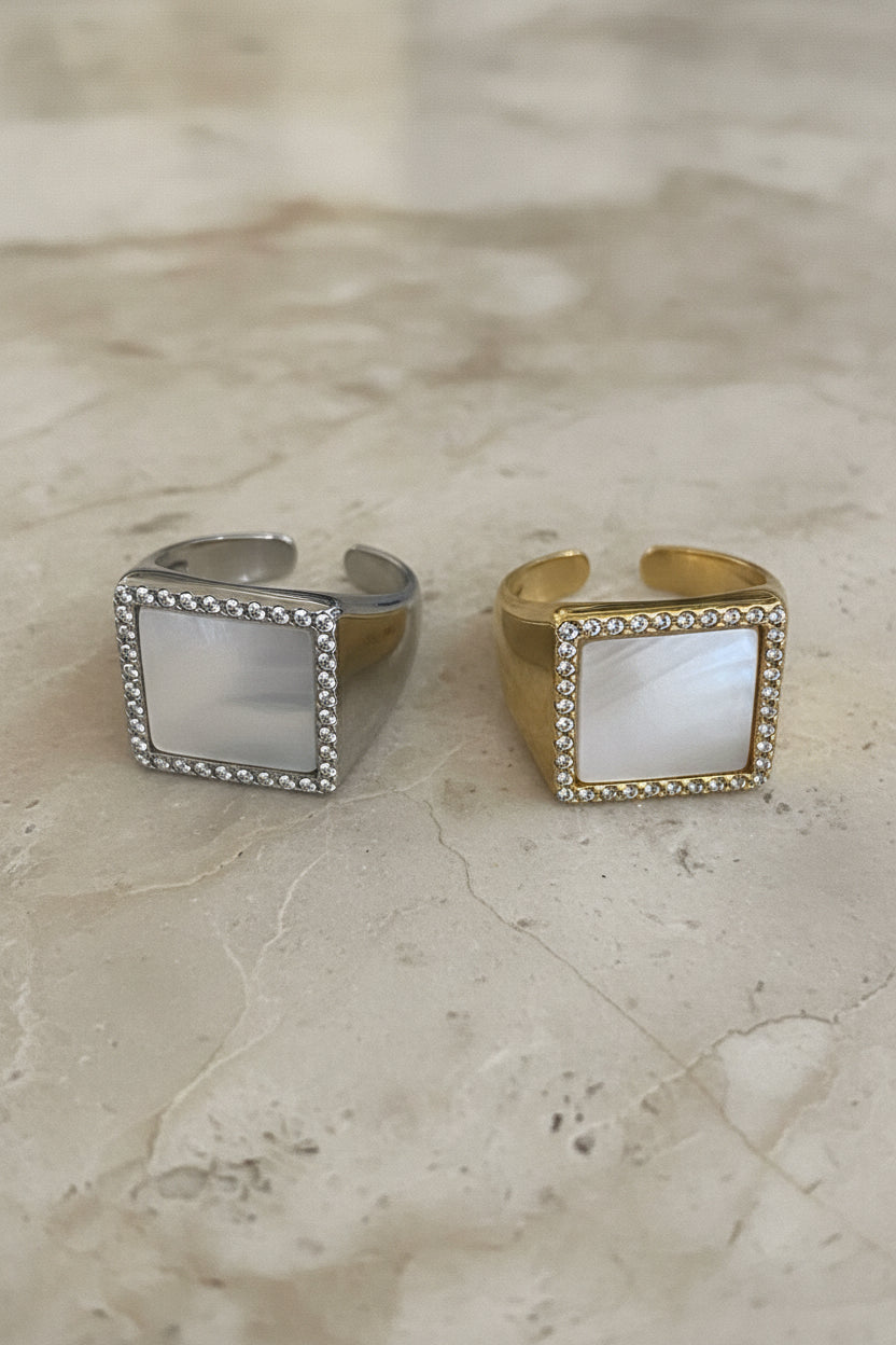 Anello Quadrato madreperla