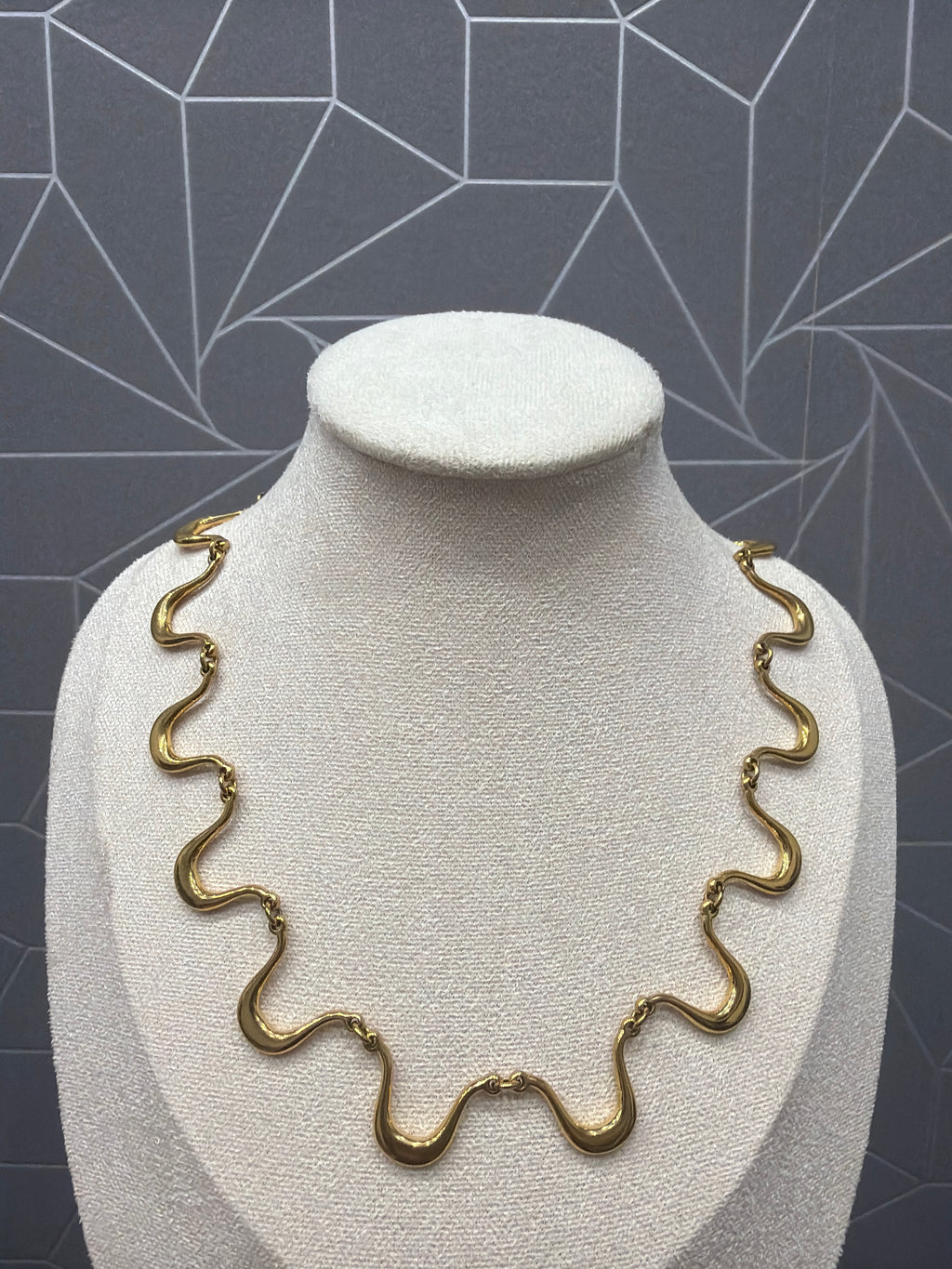 Collana onde