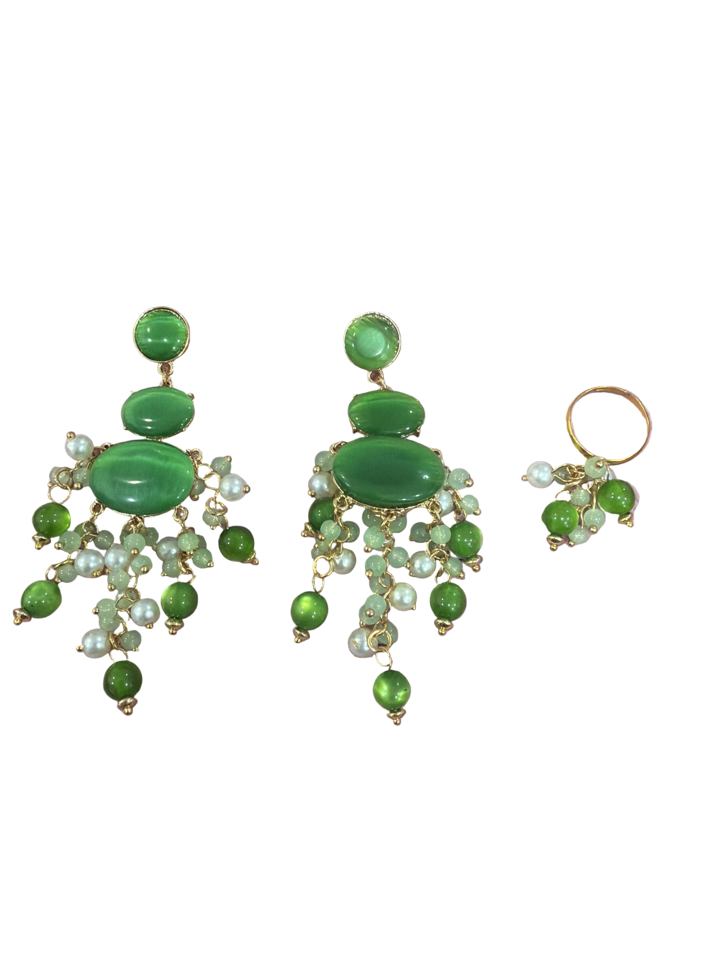 Orecchini e anello Hilay