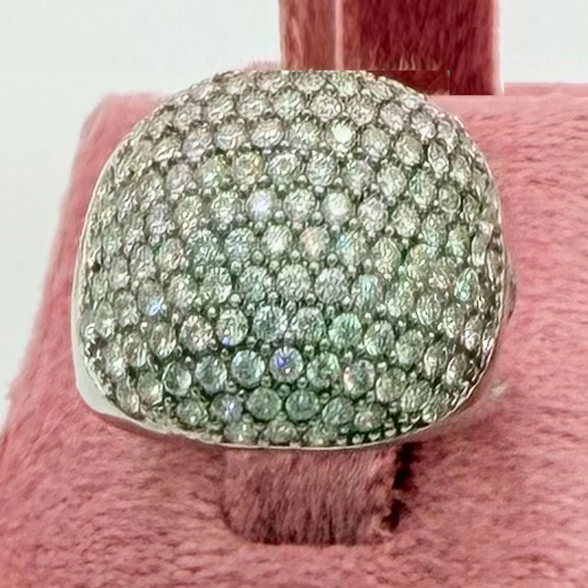 Anello Sovrana con pietre