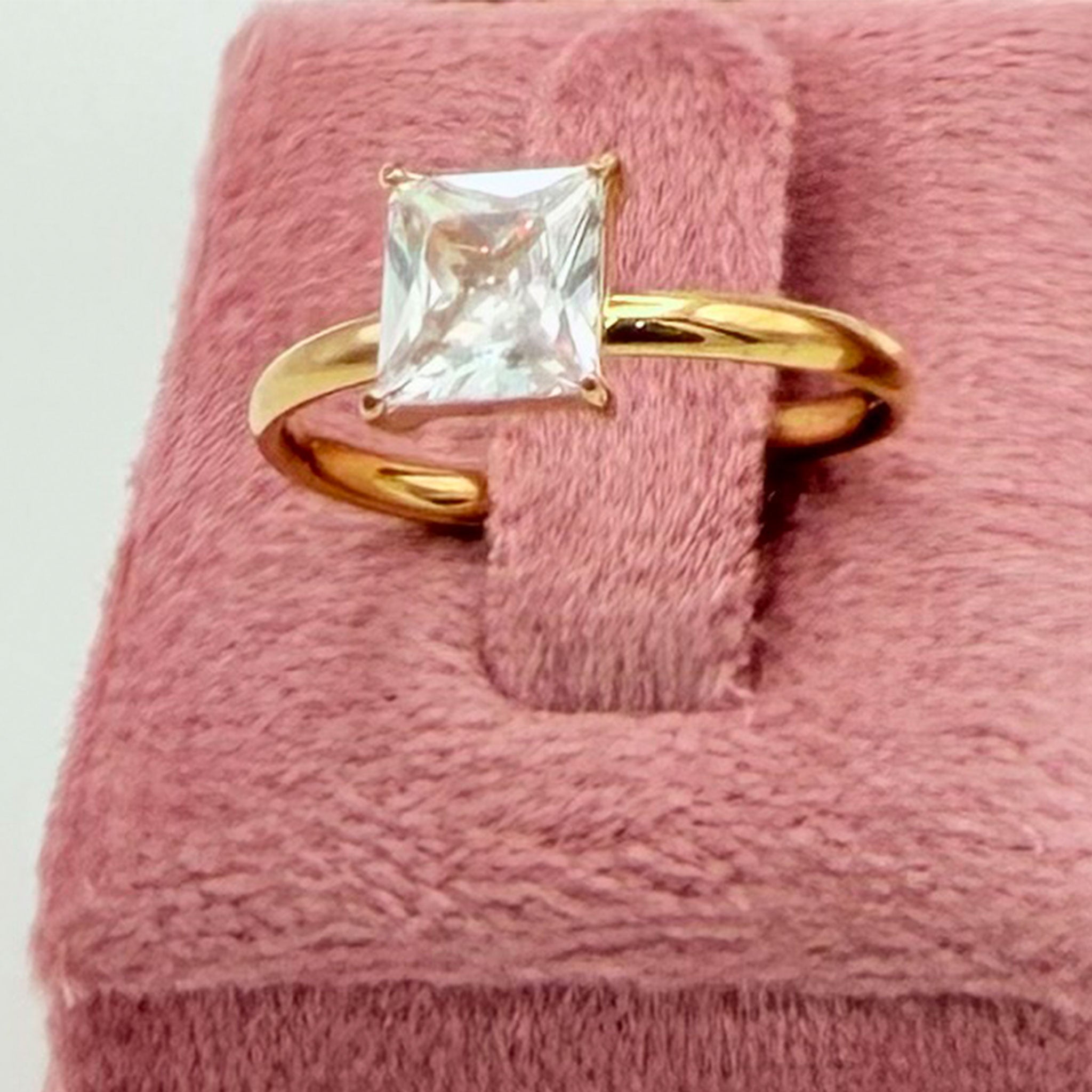 Anello Solitario Quadrato