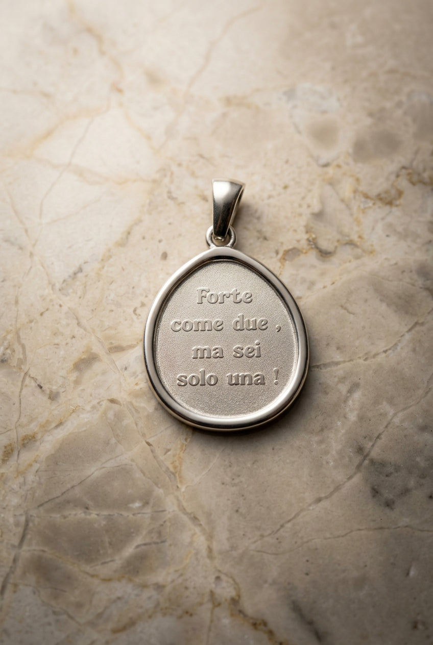 Charm 2 cm forte come due ma sei solo una