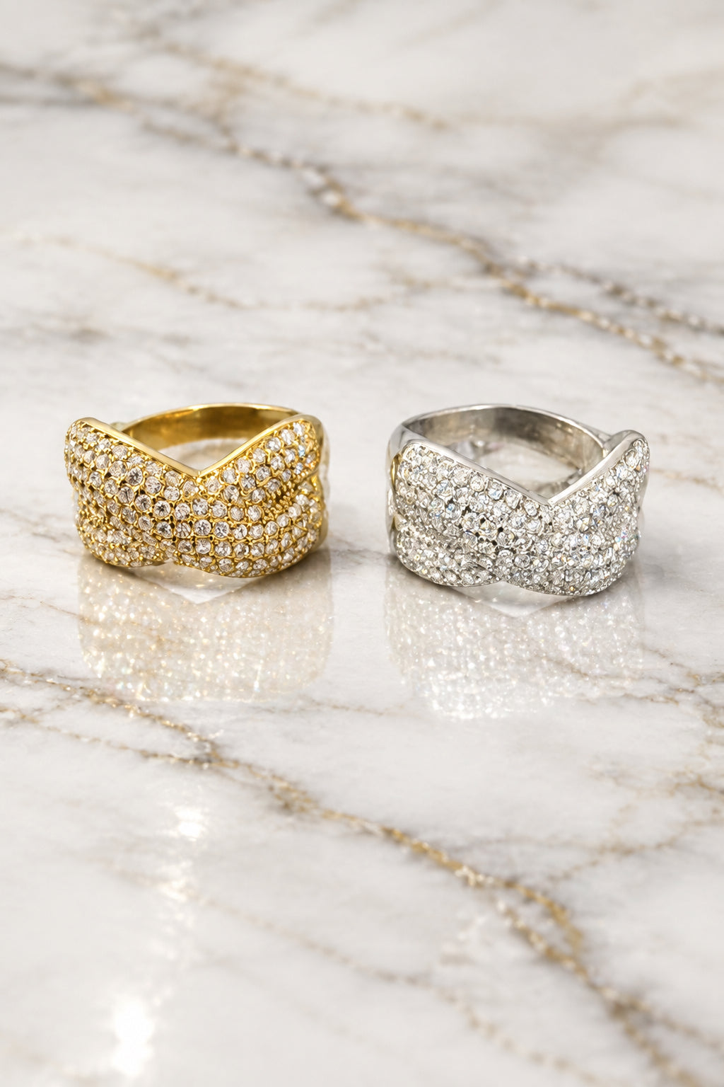 Anello incrocio zircon