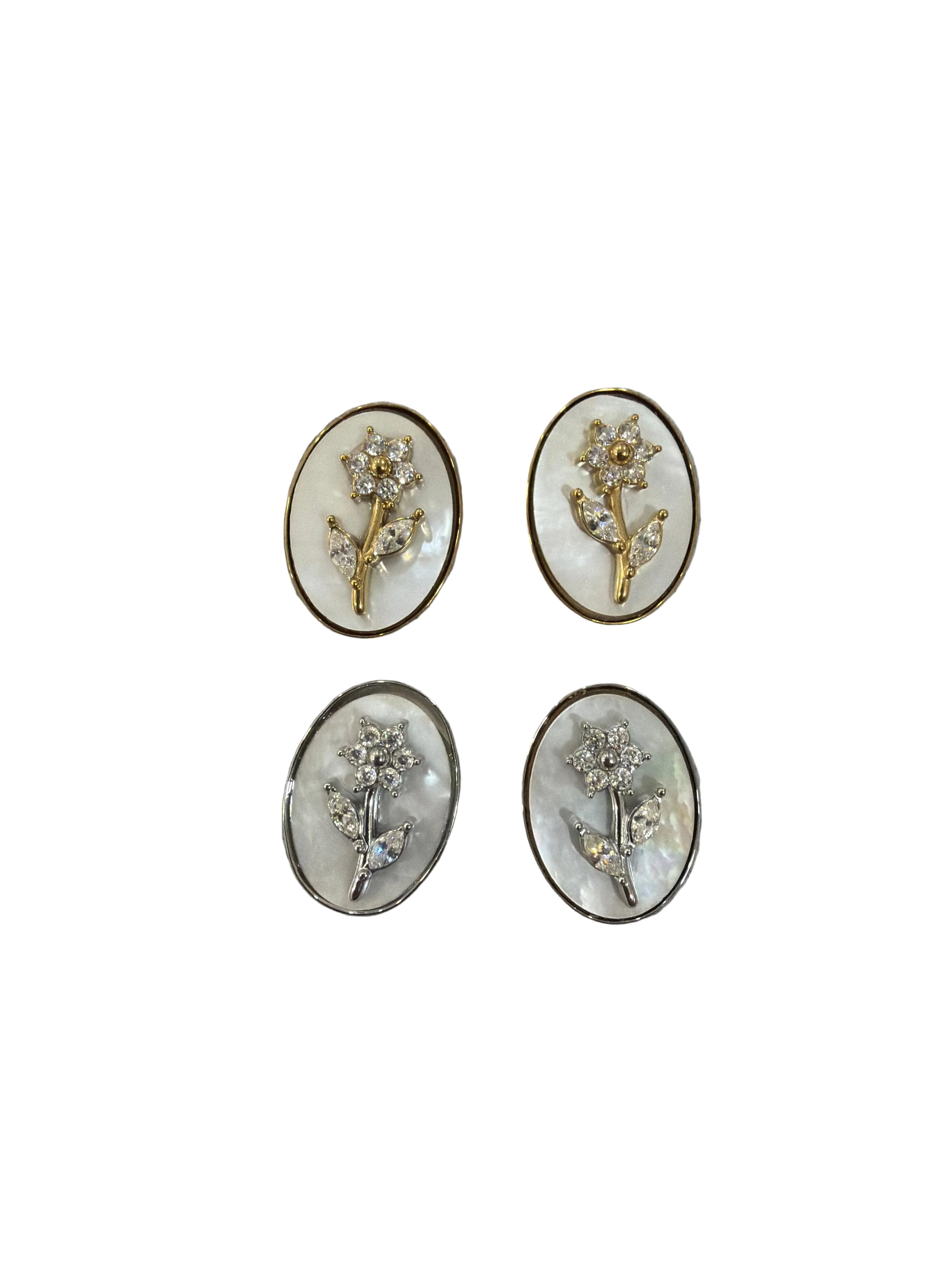 Orecchini Fiore madreperla
