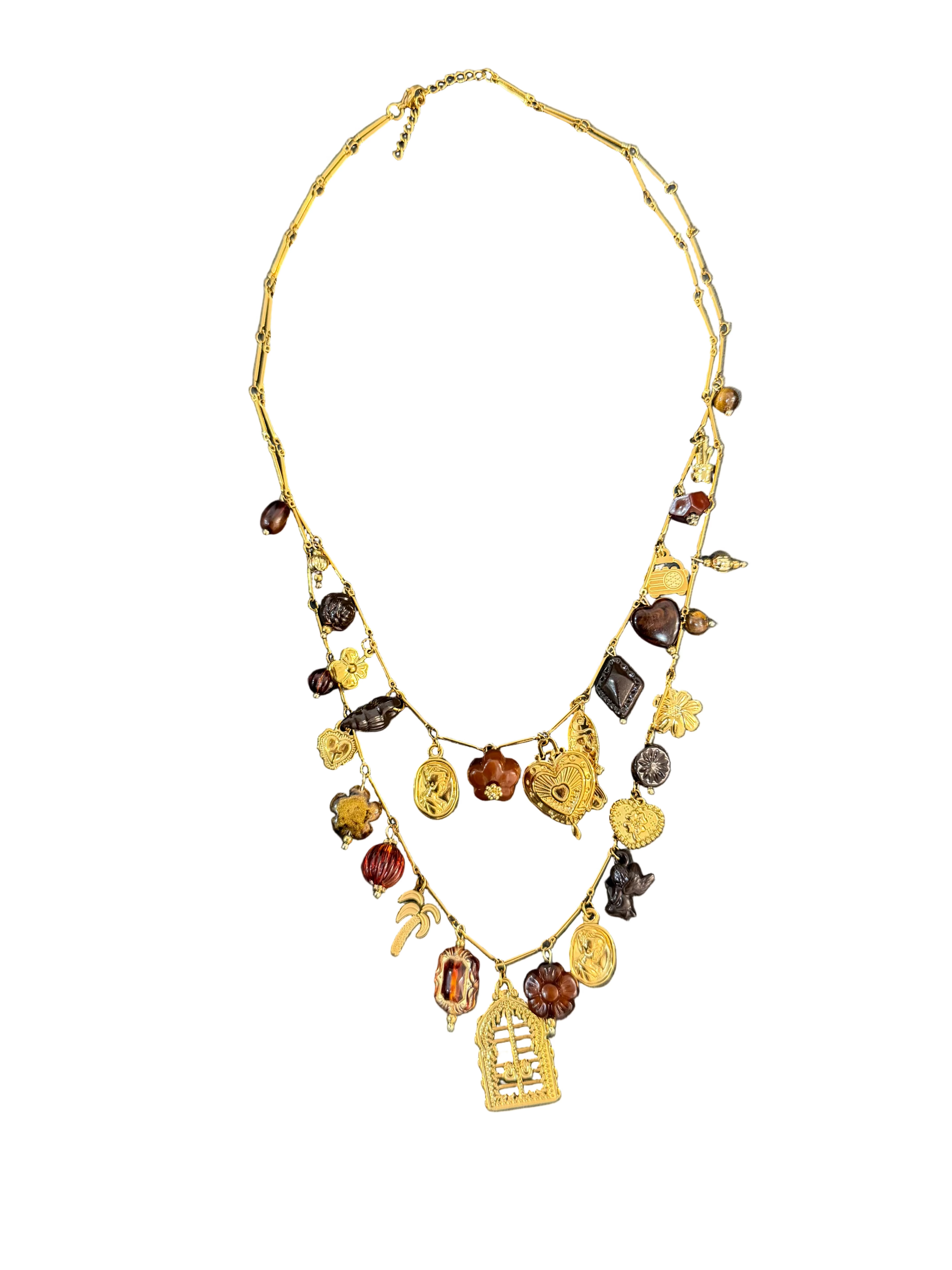 Collana Brown